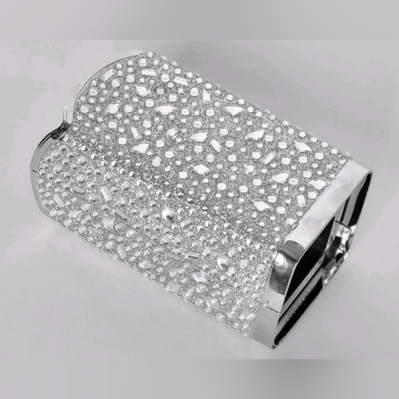 Bath & Body Works Other - Bath & Body Works TOSSED GEMSGentle Foaming Hand Soap Sleeve / Holder New